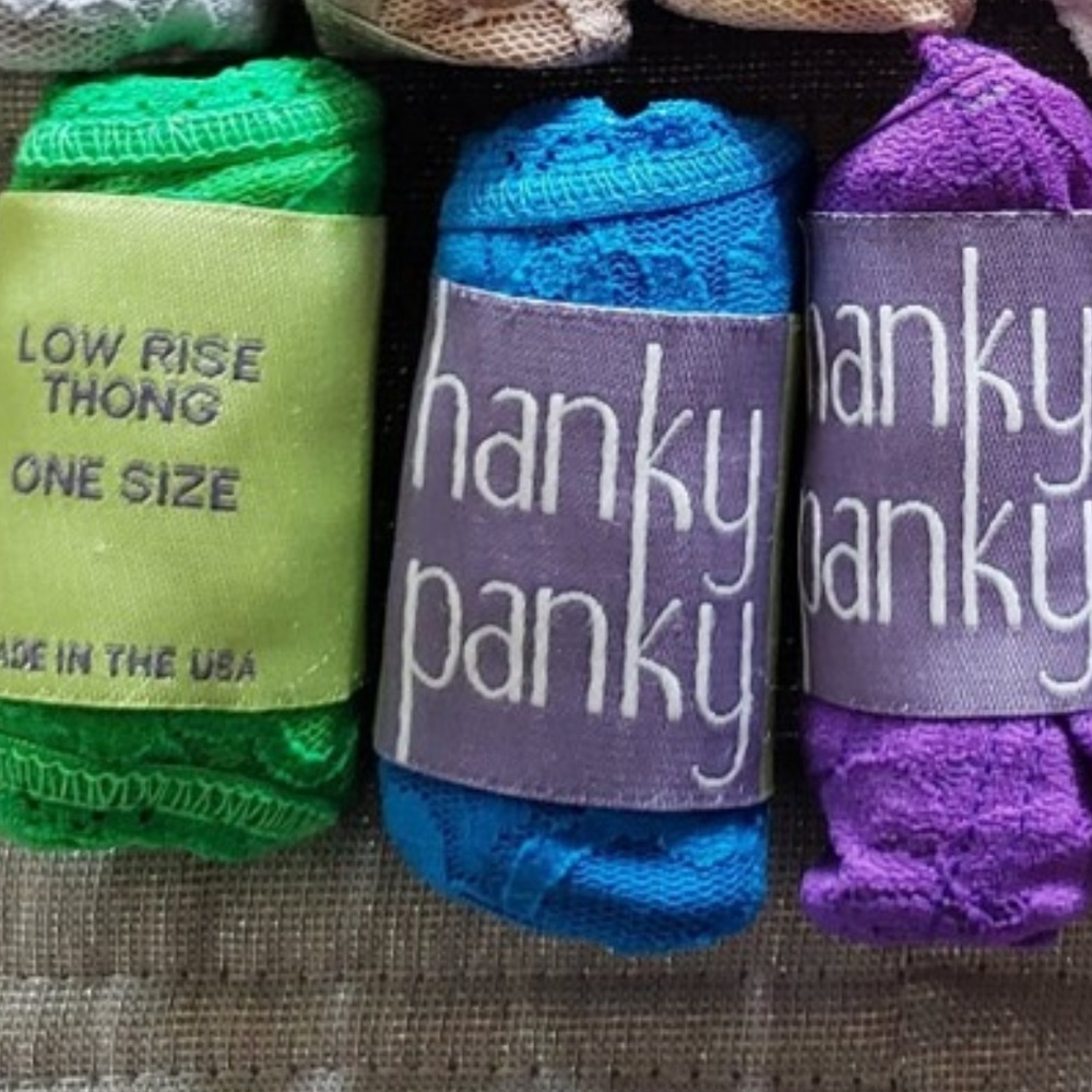 HANKY PANKY Signature Lace Low Rise Thong